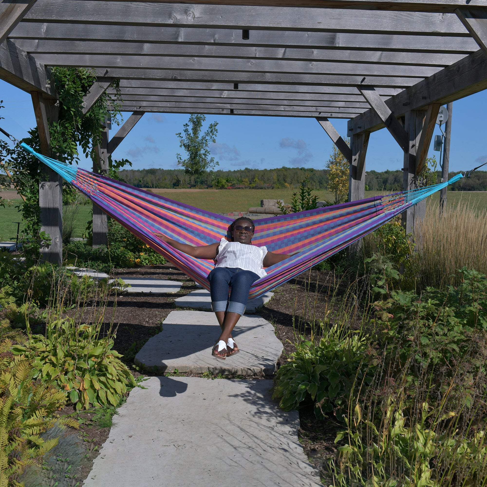 Vivere Latin Freestanding Hammock, Bella Vida