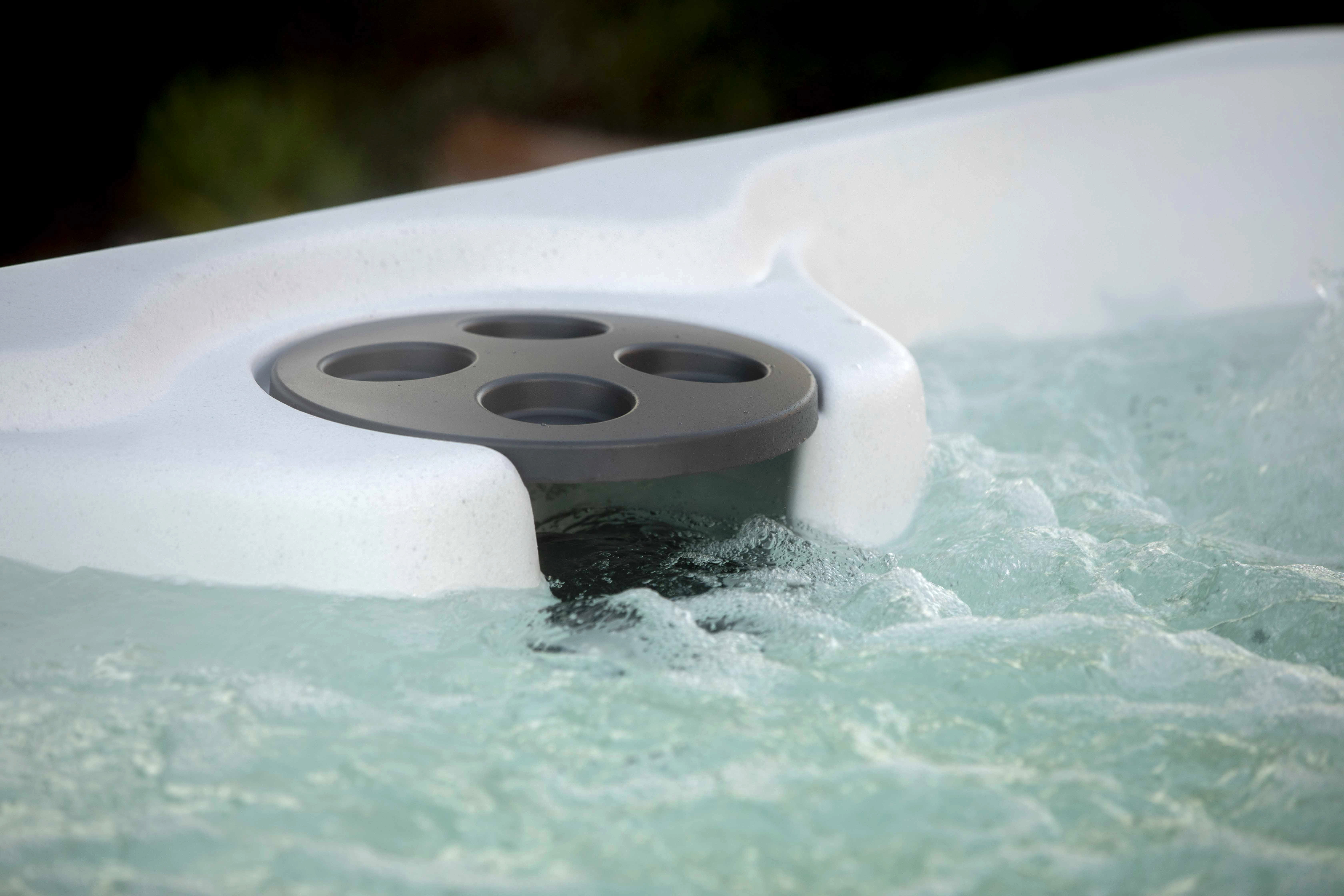 Lifesmart LS550 Plus 5-Person Hot Tub, 65-Jet, 220-Volt Spa