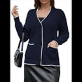 thumbnail image 2 of Suéter de Larga con Bloques de Color para Mujer, Abrigo Informal de Otoño con Botones y Bolsillo Azul Marino S, 2 of 8