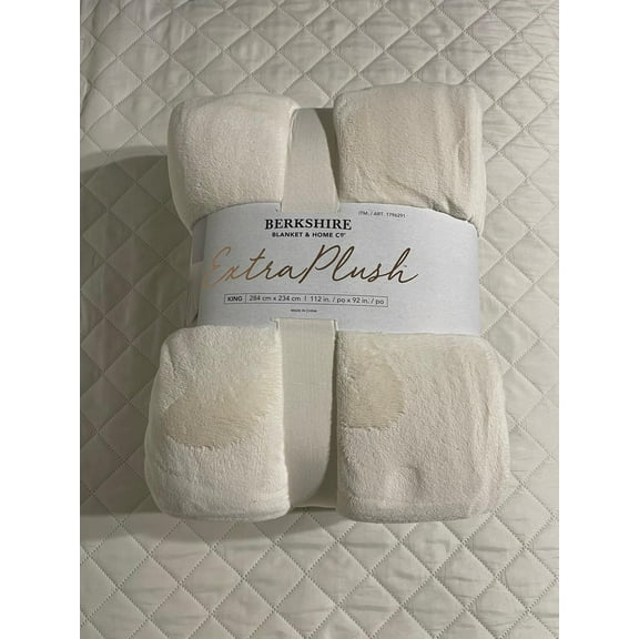 Berkshire ExtraPlush Blanket - White - 112 in - 92 in (King)