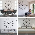 thumbnail image 3 of Reloj de pared 3D Rewera para pegar: reloj adhesivo de pared moderno y silencioso para sala de estar, 3 of 6