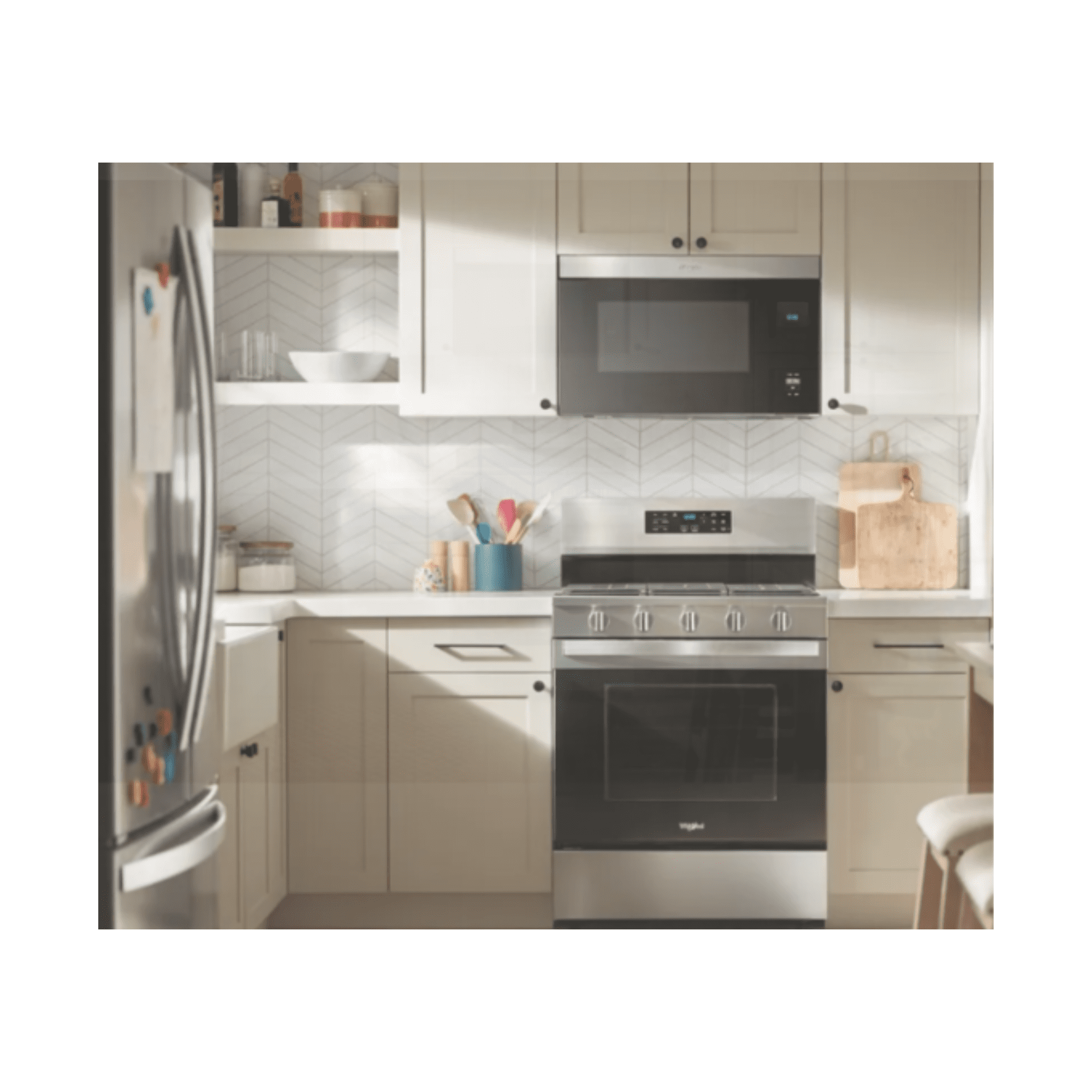Whirlpool 30 Inch Freestanding Gas Range with 5 Sealed Burners, 5.0 cu. ft. Convection Oven, SpeedHeat  in Stainless Steel WFGS5030RS