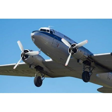 DC3 (Douglas C-47 Dakota) Airshow Canvas Art - David Wall DanitaDelimont (26 x 18)