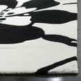 thumbnail image 3 of SAFAVIEH Soho Kelly Geometric Area Rug, Black/White, 7'6" x 9'6", 3 of 8