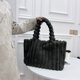 thumbnail image 4 of Organizadores de armario y almacenamiento, moderno bolso de mano de tela suave de gran capacidad para mujer, elegante bolso de hombro con estilo y asa cómoda para uso diario, bolso de hombro de tela., 4 of 6