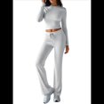 thumbnail image 2 of Conjunto de Chándal de Larga con Cuello Redondo y Pantalones Acampanados de Cintura Alta para Mujer. Flores Blancas y Grises S, 2 of 10