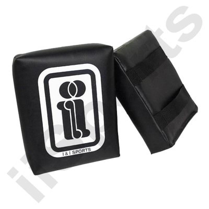I&I Sports Deluxe Square Focus Target Pad by Isport