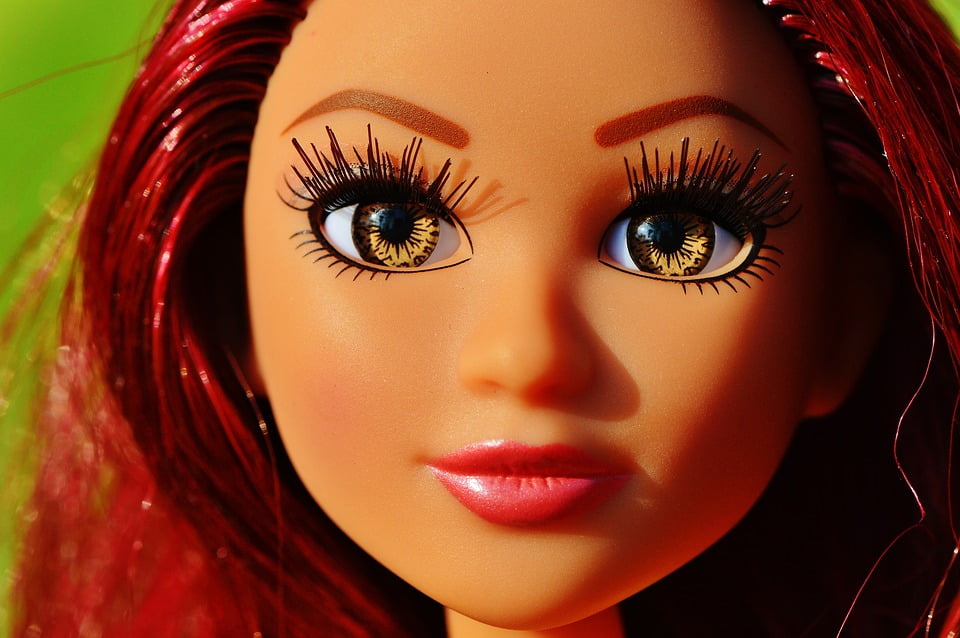 Play Pretty Girl Face Doll Eyes Beauty Hair20 Inch By 30 Inch