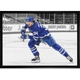 thumbnail image 1 of Auston Matthews Maple Leafs de Toronto Toile Encadrée 20x29 Projecteur de Chasse, 1 of 5