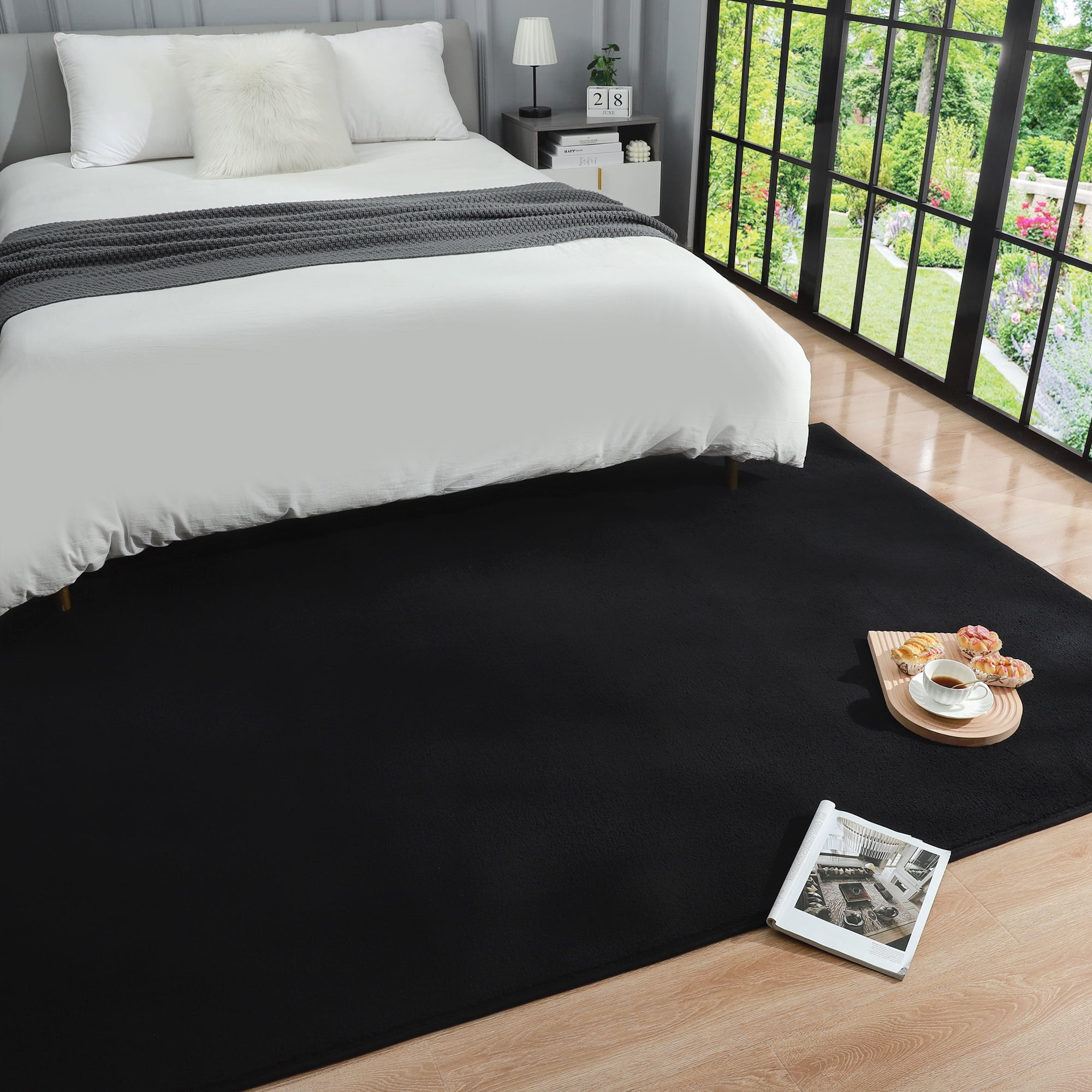 Noahas Soft Low Pile Rug Modern Area Rugs for Bedroom Living Room,Suitable for Boys Girls Teenagers and Adults with Super Soft Touch , Black , 4' x 6'