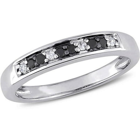 Sterling Silver 1/10 Carat T.W. Black and White Diamond Fashion Ring (1.3mm)