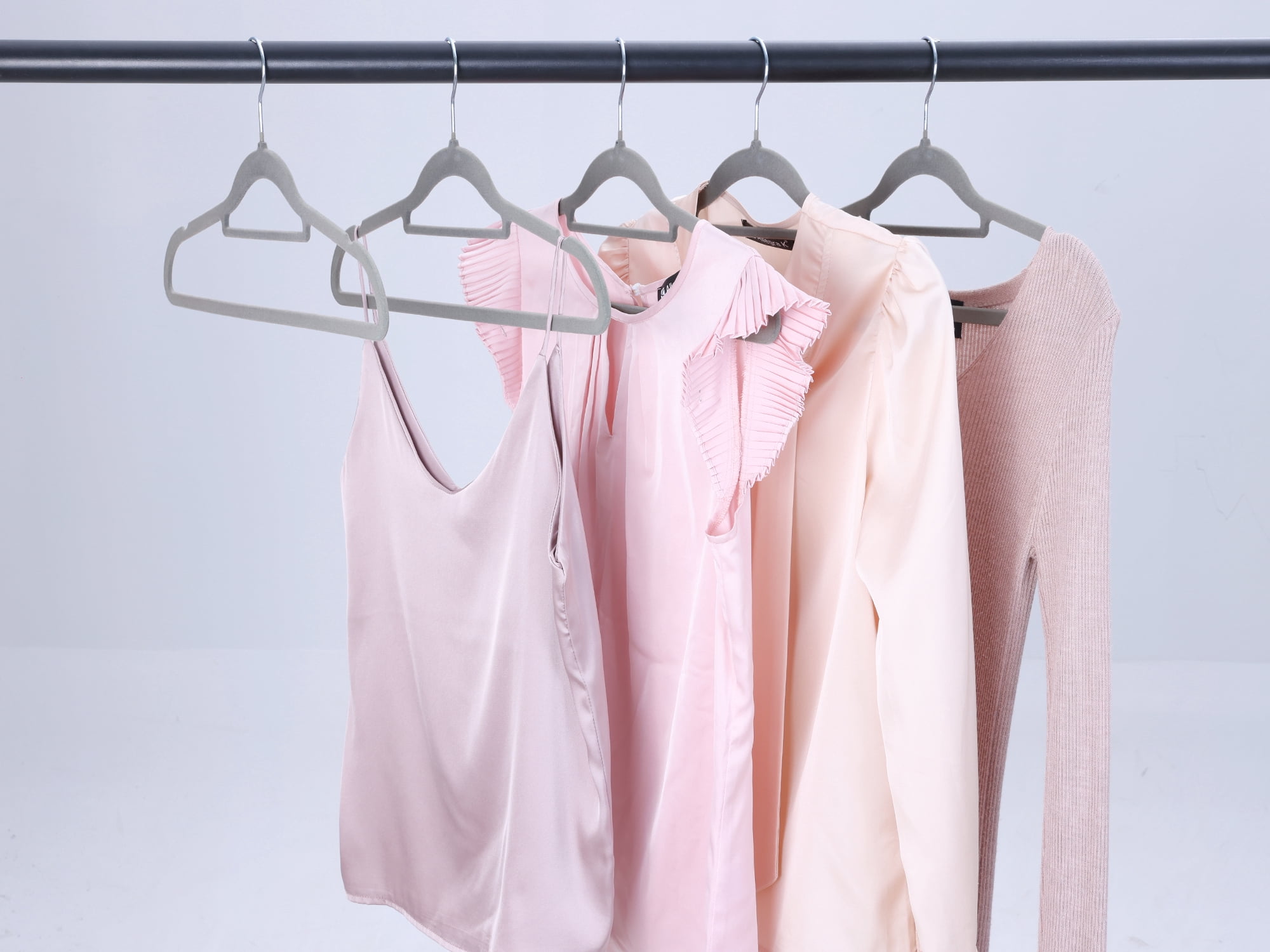 Unique Bargains Velvet Non-Slip Hangers Space Saving Clothes Hangers 30 Packs Gray
