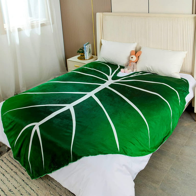 Leaf Shape Dog Blanket, Elm Green