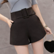 thumbnail image 1 of Pantalones cortos de pierna ancha blancos para mujer, estilo informal de cintura alta, estilo nuevo de verano, versión coreana, ropa de abrigo holgada para estudiantes, temporada de otoño, 1 of 4