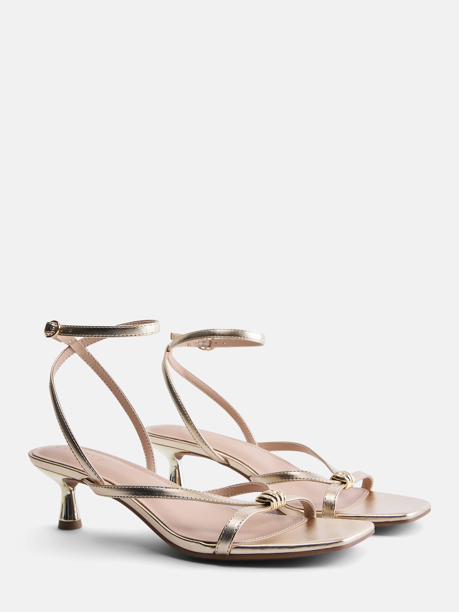 Scenario Women's Strappy Heels with Metal Ornament