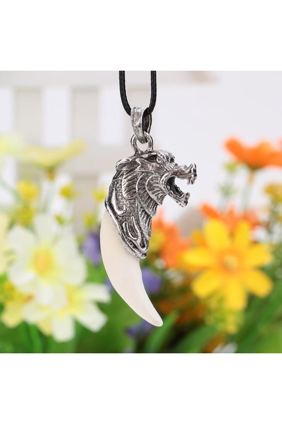 [NEW] Brave Wolf Tooth Necklace Titanium Steel Domineering Pendant Jewelry F2C3