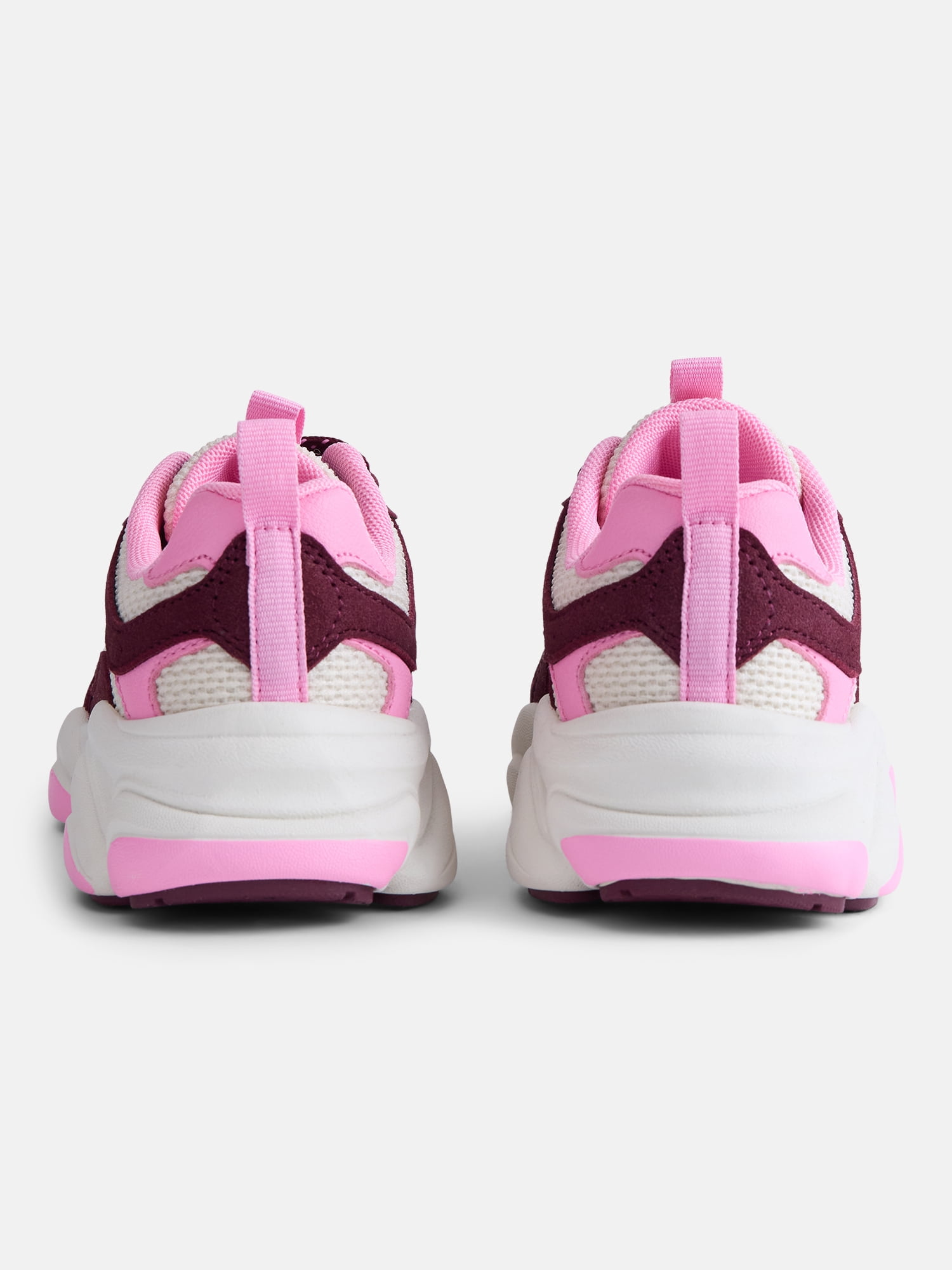 Avia Unisex Little and Big Kids Chunky Athletic Sneakers