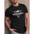 thumbnail image 1 of T-Shirt Graphique Décontracté Kathmande pour Hommes - Manches Courtes Été avec Imprimé Montagne & Géométrique, Polyester Léger, Col Rond, Lavable en Machine, 1 of 4