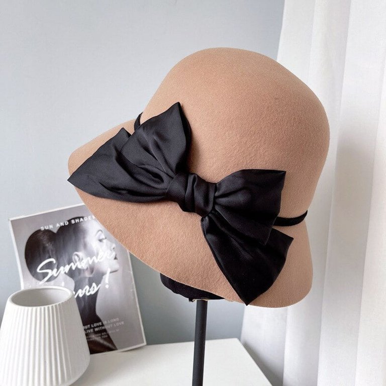 CoCopeaunt Hepburn Style Australian Wool Felt Hat, Women display picture 1