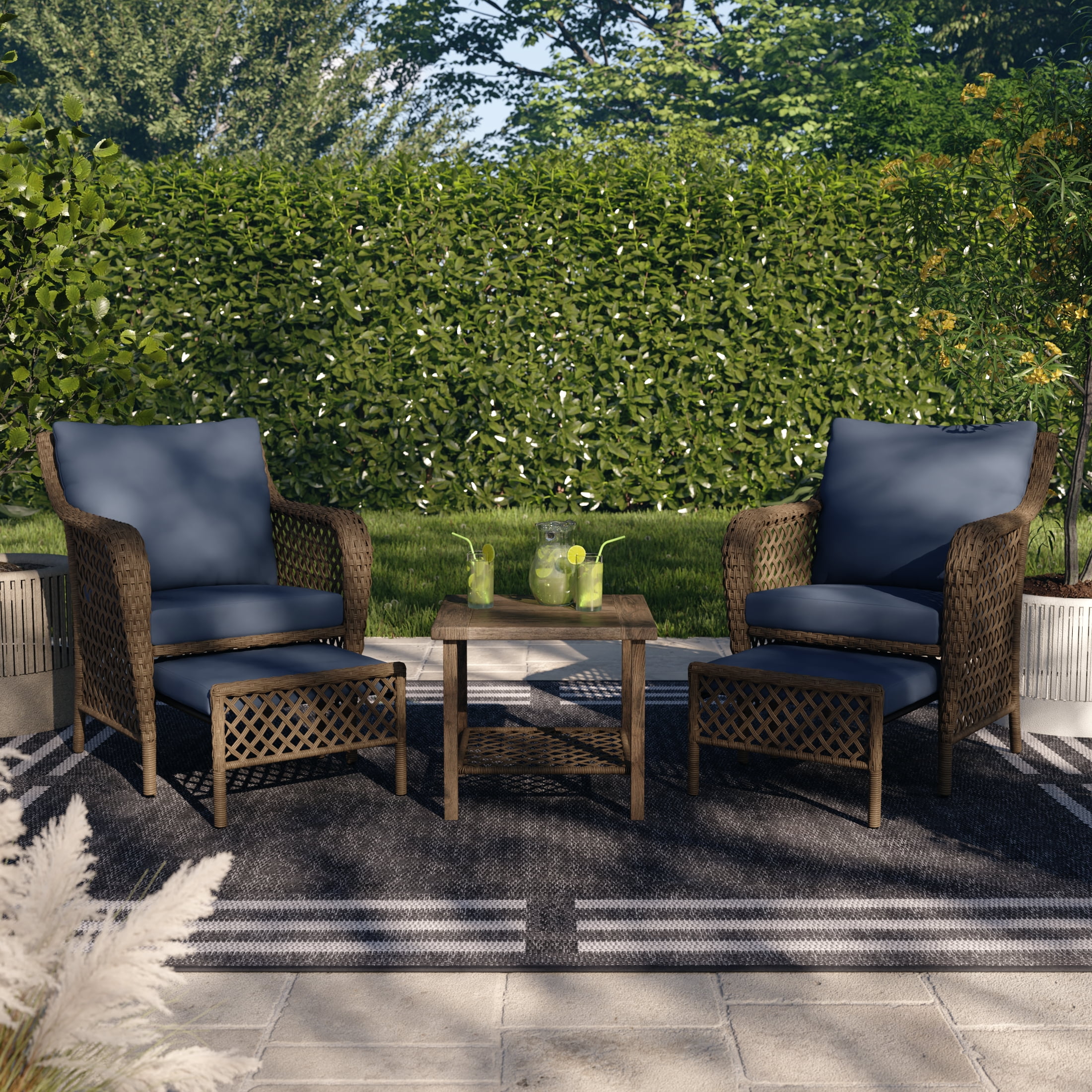HOMETRENDS Belmont 5-Piece Steel Outdoor Chat Set with Ottomans and Cushions, Navy