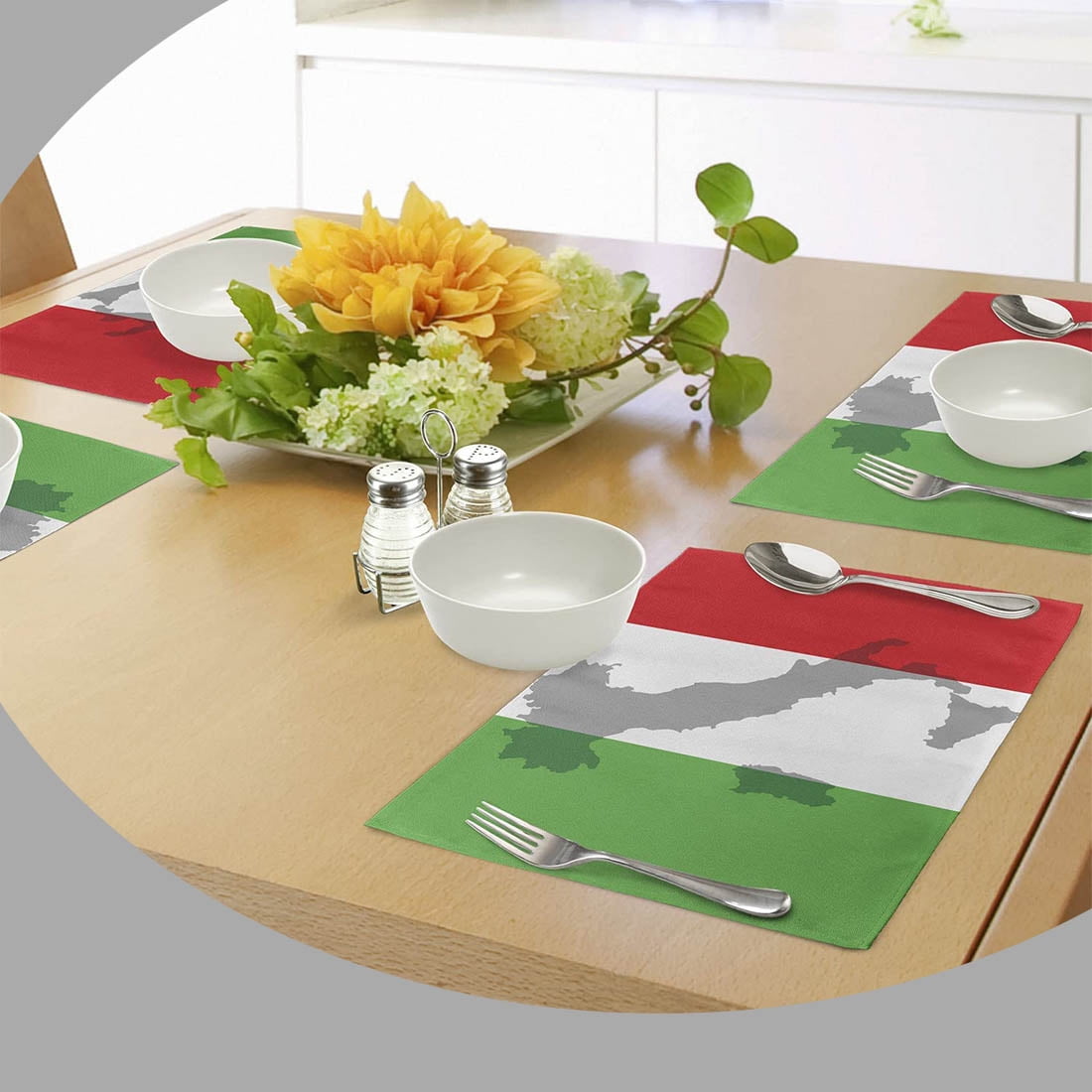 Italian Flag Place Mats Set of 4, Map View of Italy Land Chart National