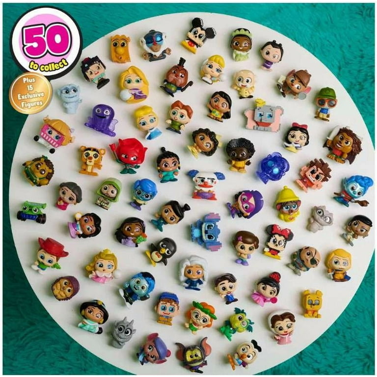 Moose Toys Disney Doorables Pixel Perfect Mega Peek Playset, 30