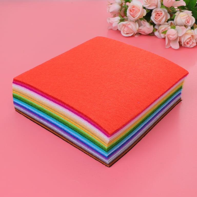 FabricLA Acrylic Felt Sheets For Crafts - Soft Precut 9 X 12 Inches  (22.5cm X 30.5cm) Felt Squares - Use Felt Fabric Craft Sheets for DIY,  Hobby, Costume, And Decoration - Red, 24 Pieces