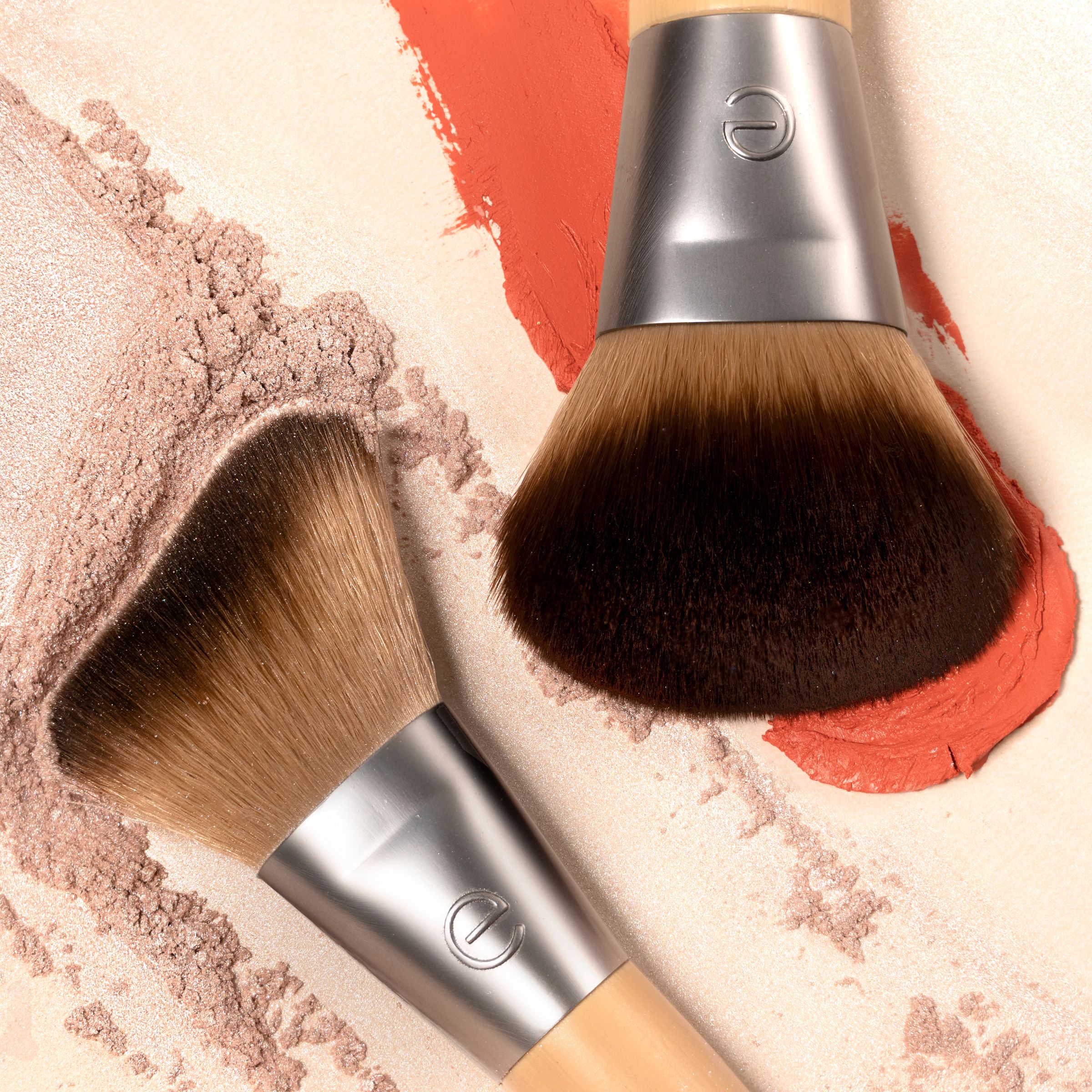 EcoTools Blush + Highlight Brush Duo photo 8