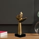 thumbnail image 1 of Escultura moderna de besos Perfecl dorado estilo Vintage, 1 of 8