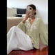 thumbnail image 5 of Camisas de Bordadas para Mujer, Blusa con Cuello en V y Mangas Abotonadas Verde XL, 5 of 10