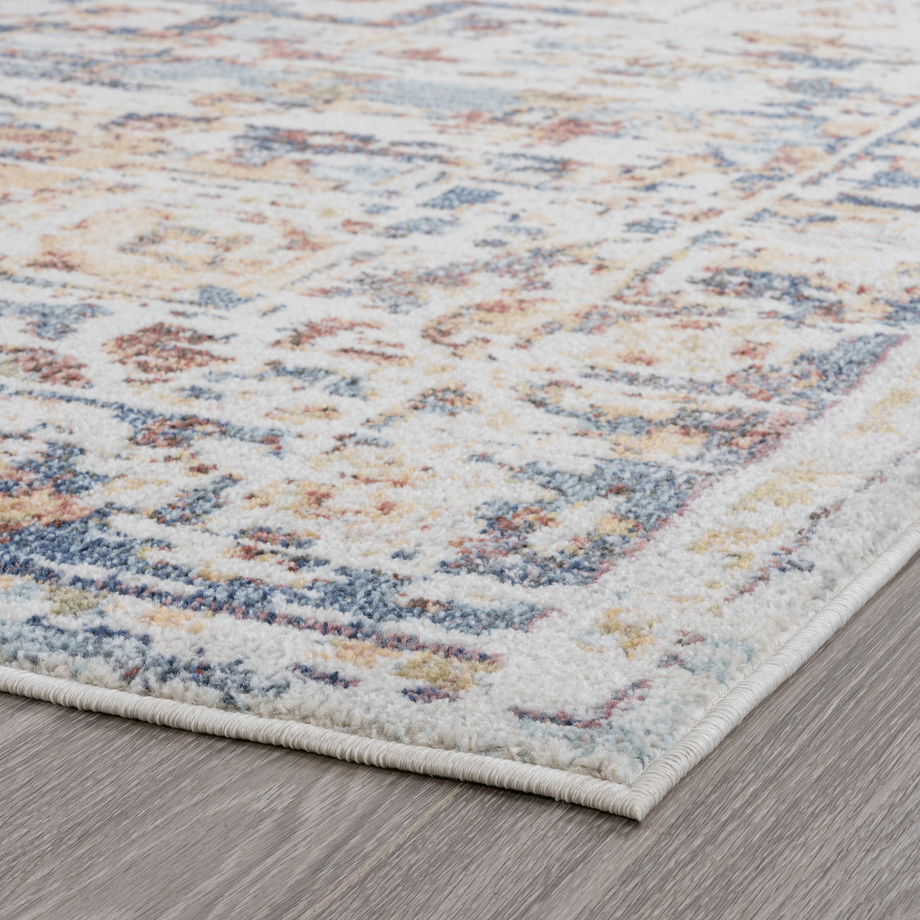 Traditional 4x6 Area Rug (4' x 5'3'') Oriental Navy, Cream Indoor Rectangle Easy to Clean
