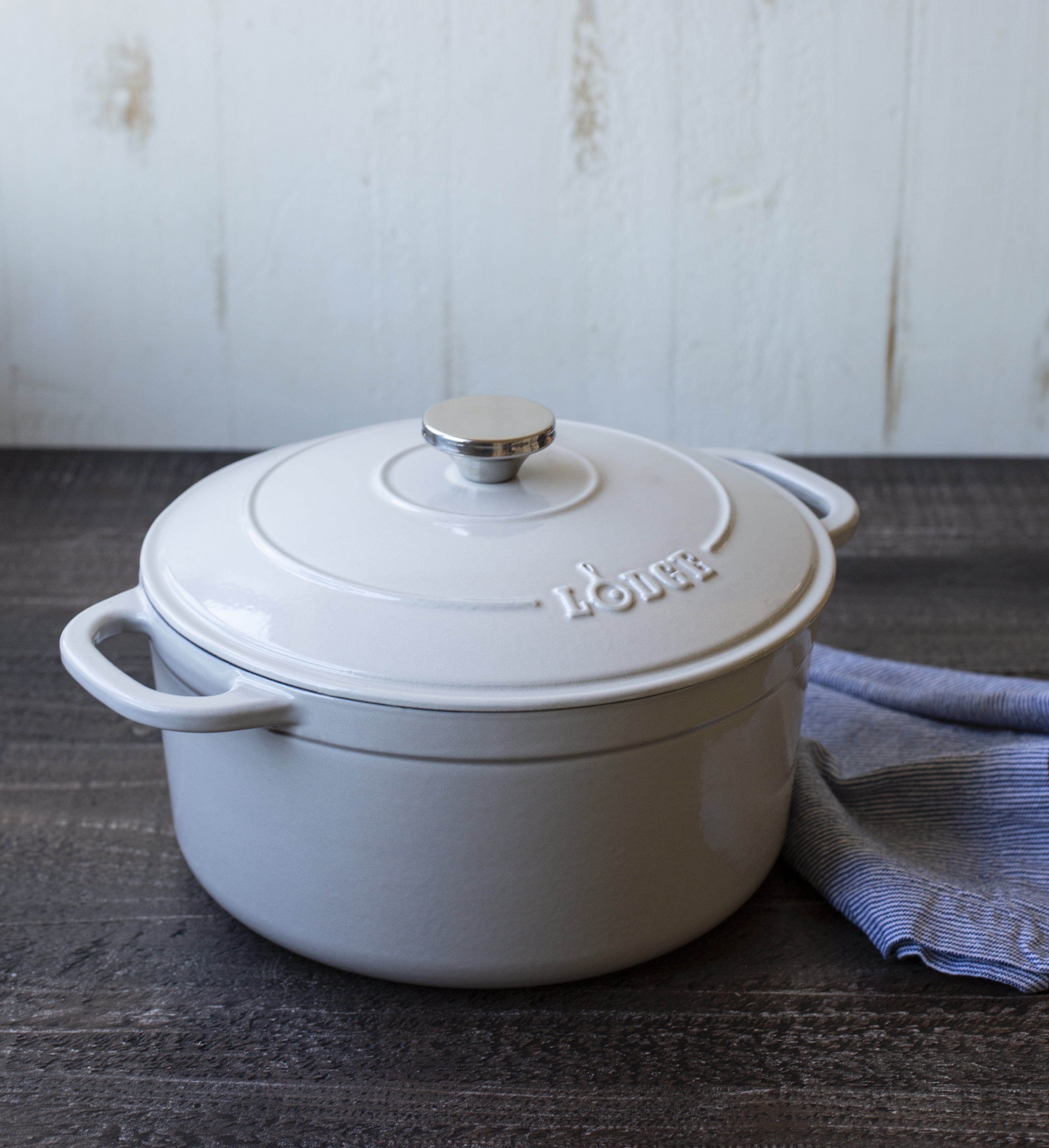 Lodge Cast Iron 4qt Oyster White Enameled Dutch Oven