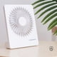 thumbnail image 4 of Mini ventilador USB portátil, práctico y pequeño, silencioso, con batería para el hogar, la oficina y el dormitorio (cuadrado blanco)., 4 of 7