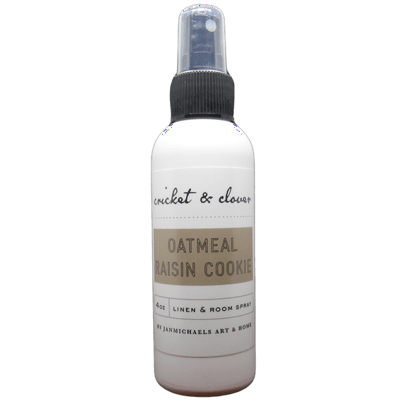 Cricket & Clover Oatmeal Raisin Cookie Potpourri Room Spray 4 Ounce Bottle