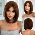 thumbnail image 2 of Peluca corta y recta para mujer, pelo sintético cómodo con flequillo, fibra de alta temperatura, color marrón Natural, uso diario en fiestas, 2 of 4