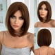 thumbnail image 2 of Peluca corta y recta para mujer, pelo sintético cómodo con flequillo, fibra de alta temperatura, color marrón Natural, uso diario en fiestas, 2 of 4