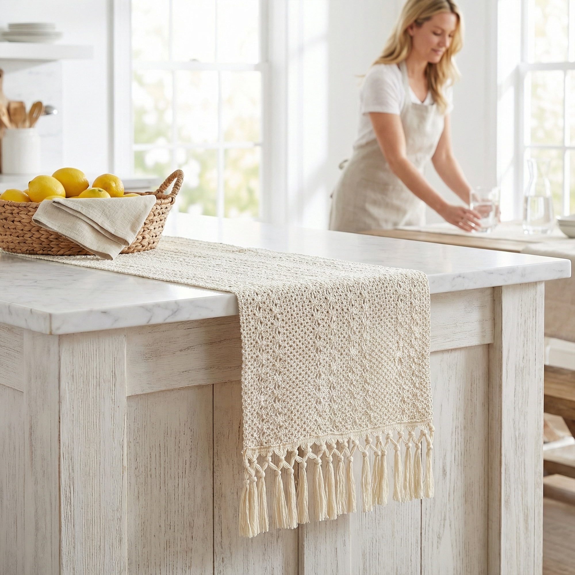 Unique Bargains Kitchen Decor Table Runner with Tassel Flower Pattern 11.8x63in
