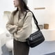 thumbnail image 1 of Bolso de hombro con rayas acolchadas retro para mujer, bandolera de color sólido (negro) Tmvgtek Para estrenar, 1 of 9