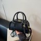 thumbnail image 3 of Bolso de bolos para mujer, nuevo estilo 2025, moderno bolso bandolera, versátil y de alta gama para desplazamientos diarios., 3 of 4