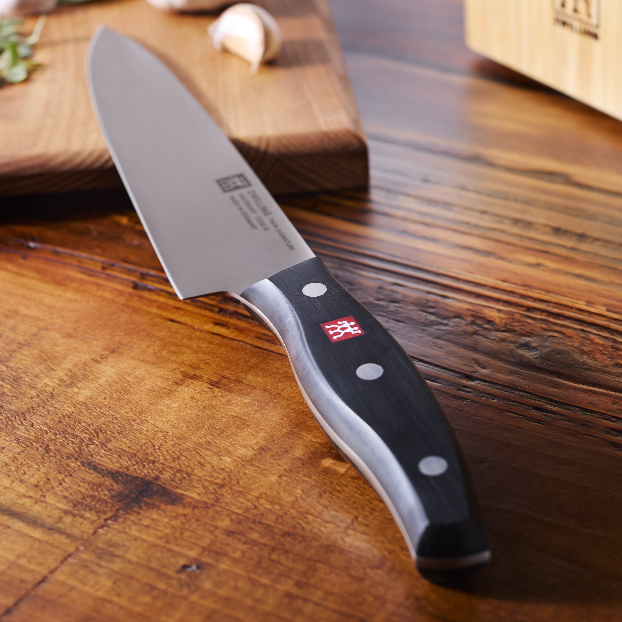 ZWILLING Twin Signature 19-pc German Knife block set, Made in Company-Owned German Factory, Special Formula Steel