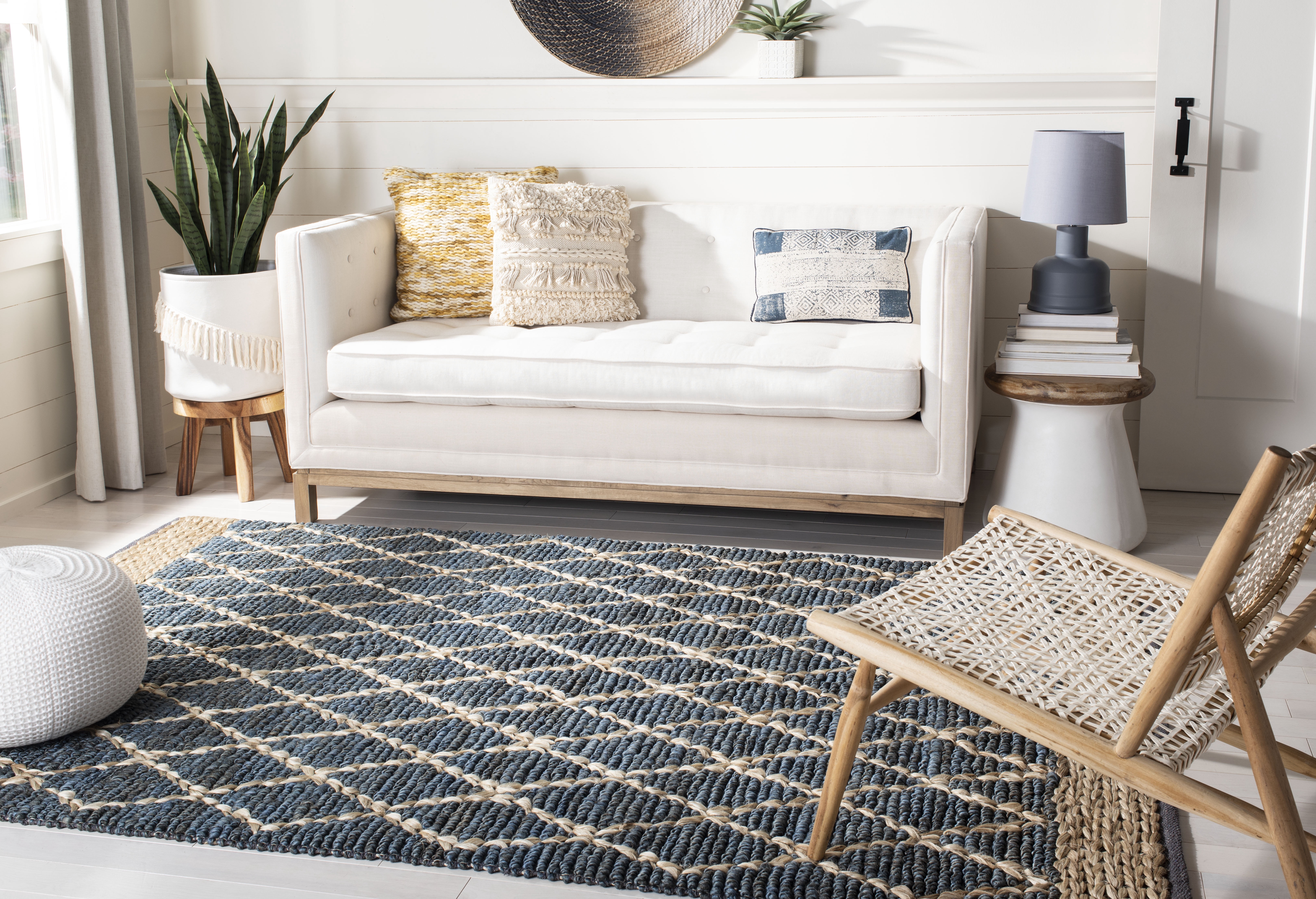 SAFAVIEH Natural Fiber Ingram Geometric Area Rug, Blue, 4' x 6'
