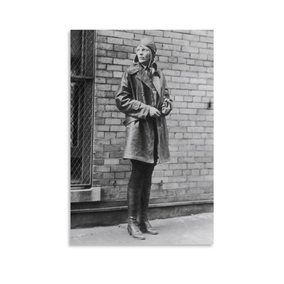 20th-century American Writers Amelia Earhart Poster Artworks Picture Print Poster Wall Art Painting Canvas Gift Decor Home Posters Decorative 16x24inch(40x60cm)