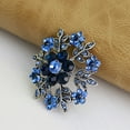 thumbnail image 3 of Flmtop Mode Femmes Flocon de Neige Cercle Floral Broche Strass Bijoux de Noël, 3 of 7