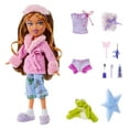 thumbnail image 2 of Muñeca de moda Bratz Slumber Party Yasmin con 2 pijamas y tacón, 2 of 7