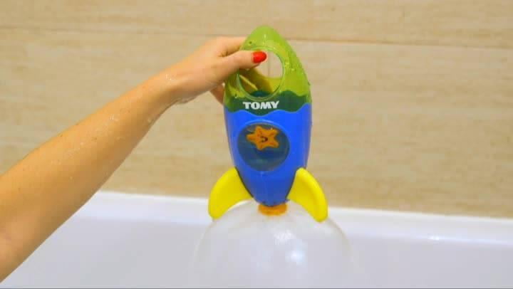 tomy fountain rocket