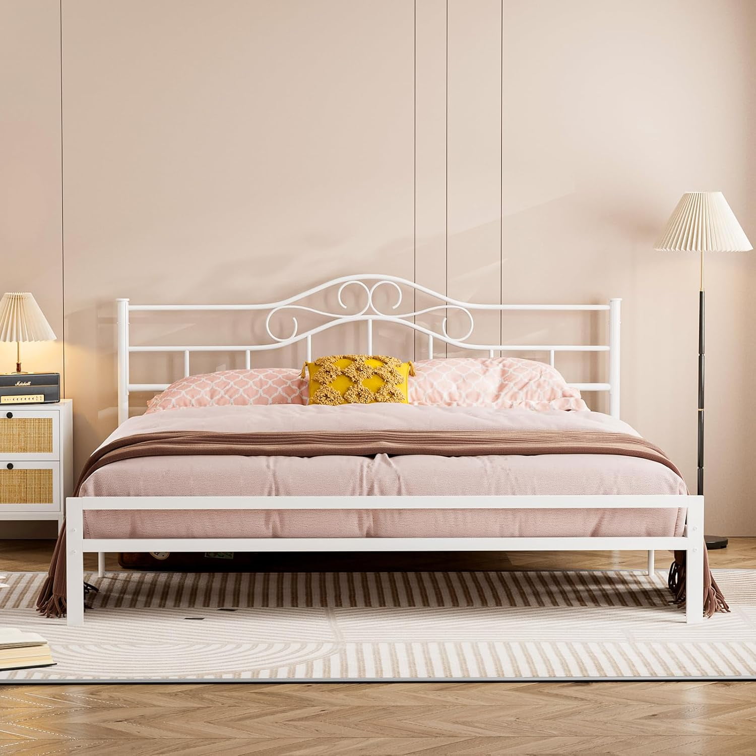 ARICOEASY King Size Metal Headboard, Vintage Iron Headboard with Adjustable Height for King Beds, White