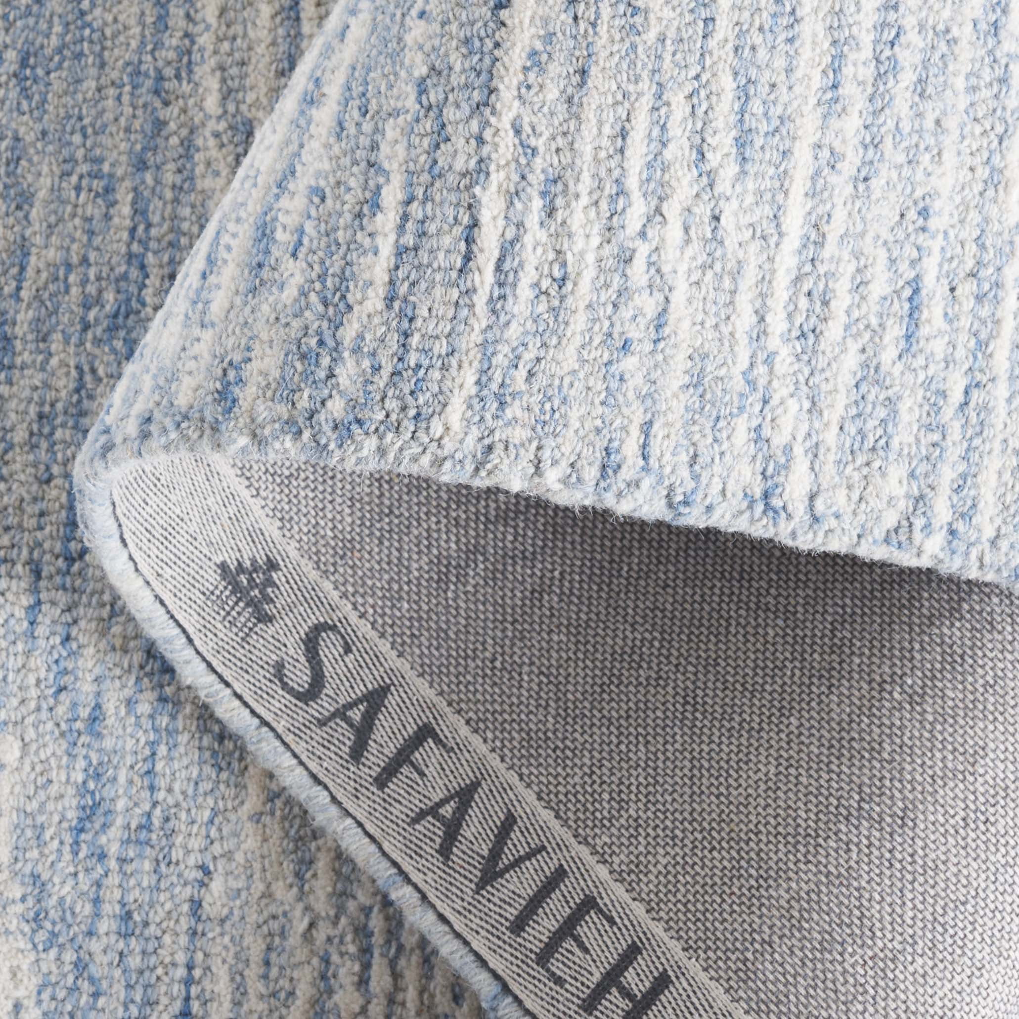 SAFAVIEH Metro Bridget Abstract Area Rug, Blue/Ivory, 2'3" x 4'