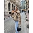 thumbnail image 3 of Abrigo corto de piel sintética para mujer, chaqueta suave, gruesa y cálida de manga larga con solapa, estilo informal, novedad de invierno, 2024, 3 of 5