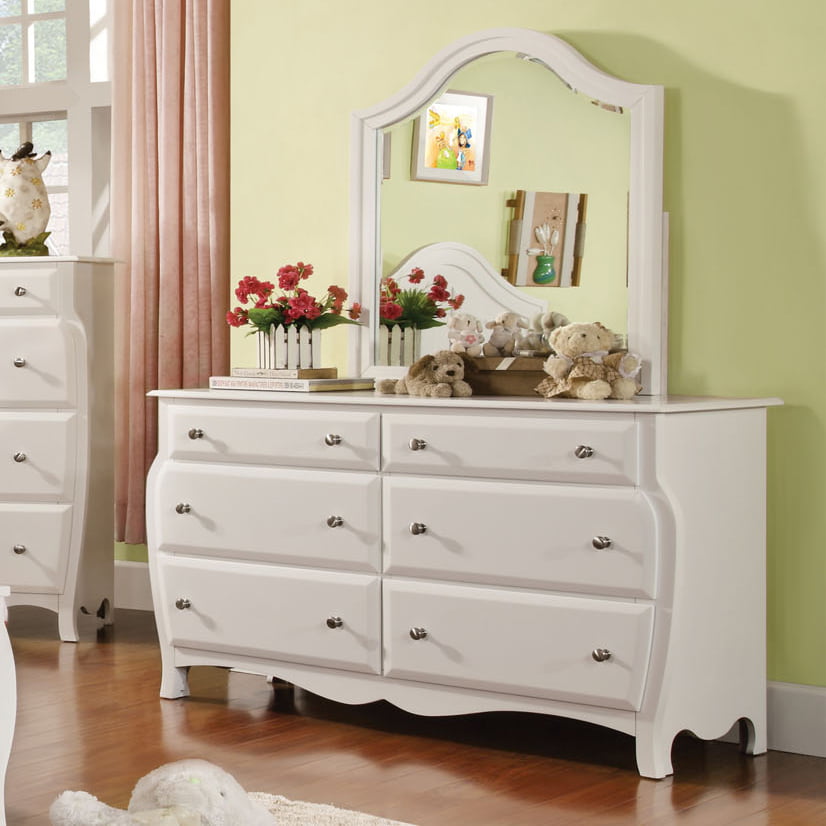6 Drawer Dresser With Mirror White, Does A Mirror Have To Be Centered Over Dressers