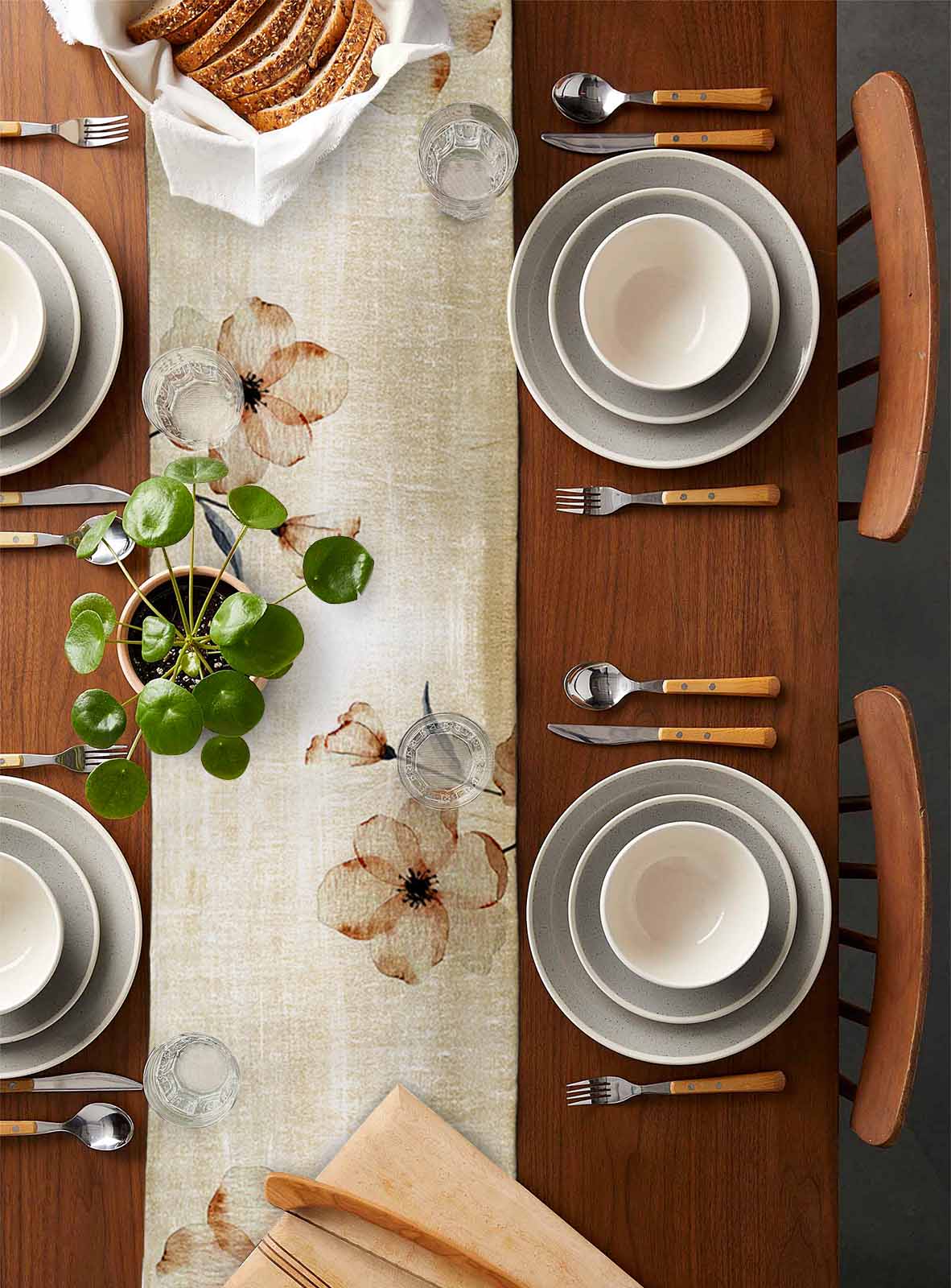 Table Runner Dresser Scarf 14 x 72 Inch Abstract Gradient Brown Flowers Floral Table Runners Non-Slip Heat Kitchen Dining Table Decor for Indoor Outdoor Home Party Decoration